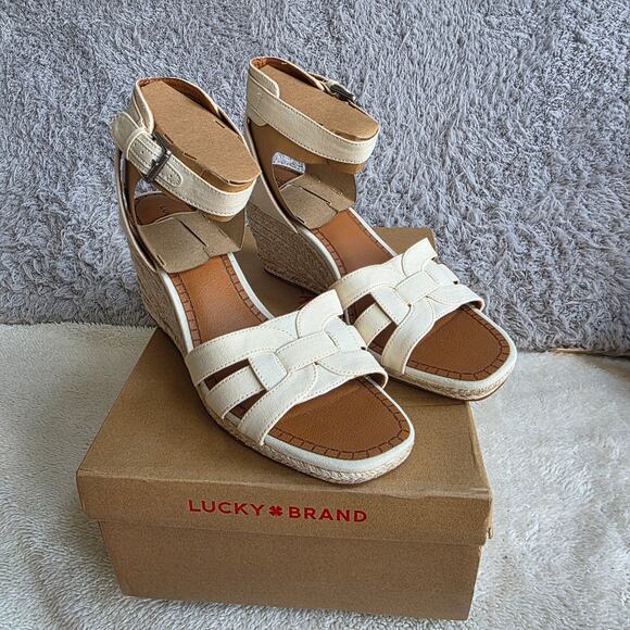 NEW Lucky Brand Women's Maleigh Ankle Strap Open Toe Wedge Sandal Size 11M White - Picture 2 of 4